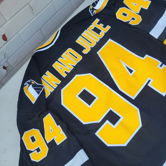 Vintage CCM hockey jersey snoop Dogg gin and juice custom made mens medium stitc - Picture 8 of 11